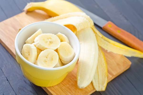هل يسبب الموز الغازات والانتفاخ؟